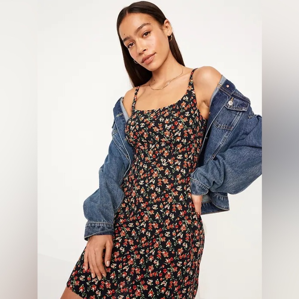 Fit & Flare Cami Mini Dress (BLACK/RED)